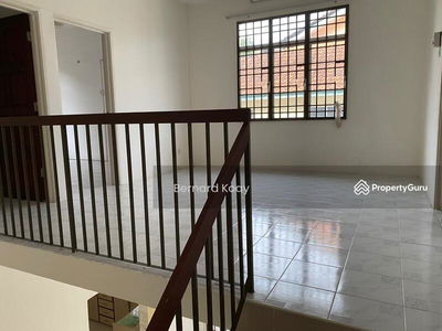 2 Storey terrace corner at Persiaran Keliap 2, Malaysia 2 Storey terrace corner at Persiaran Keliap 2, Malaysia