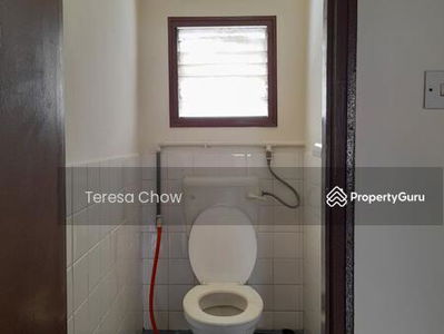 4r3b partly furnished Double Storey link house @ Sec 17, Petaling Jaya, Malaysia 4r3b partly furnished Double Storey link house @ Sec 17, Petaling Jaya, Malaysia