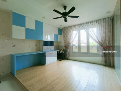 Taman Molek, Taman Redang Villa 2.5 Storey Cluster Corner, Malaysia Taman Molek, Taman Redang Villa 2.5 Storey Cluster Corner, Malaysia