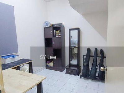 Double Storey House @ Taman Puchong Utama PU8, Malaysia Double Storey House @ Taman Puchong Utama PU8, Malaysia