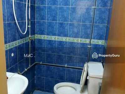 ROOM FOR RENT RM700 @ 2 Storey Shop Hotel @ Chow Kit , Kuala Lumpur, Malaysia ROOM FOR RENT RM700 @ 2 Storey Shop Hotel @ Chow Kit , Kuala Lumpur, Malaysia