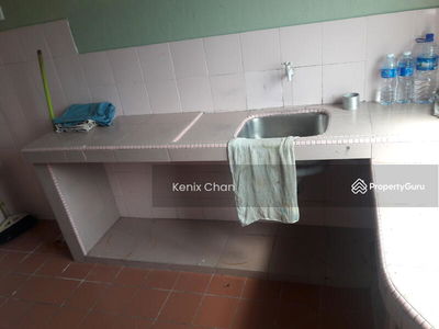 Taman Kepong Indah Flat, Malaysia Taman Kepong Indah Flat, Malaysia