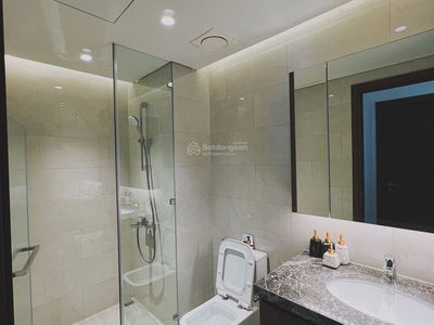 Swan Bay, Vietnam Swan Bay, Vietnam