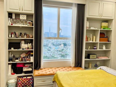 Sunrise City, Vietnam Sunrise City, Vietnam