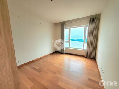 Diamond Island, Vietnam Diamond Island, Vietnam