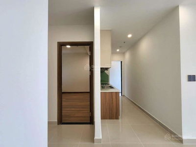 Topaz Elite, Vietnam Topaz Elite, Vietnam