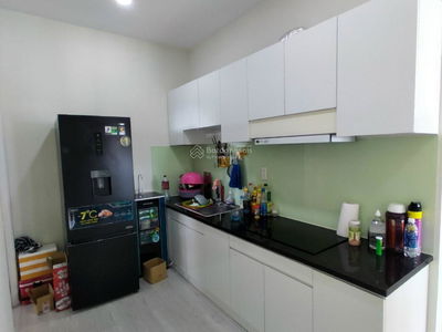 Topaz Elite, Vietnam Topaz Elite, Vietnam