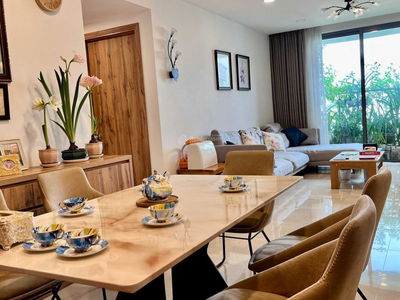 Him Lam Chợ Lớn, Vietnam Him Lam Chợ Lớn, Vietnam