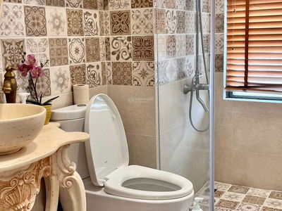 Him Lam Chợ Lớn, Vietnam Him Lam Chợ Lớn, Vietnam