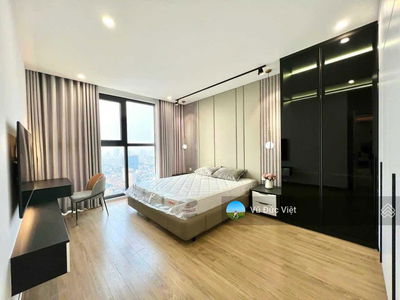 D’. Le Roi Soleil, Vietnam D’. Le Roi Soleil, Vietnam