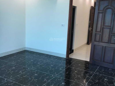 Gehäuse In Hanoi, Vietnam  Gehäuse In Hanoi, Vietnam