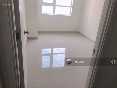 Topaz Elite, Vietnam Topaz Elite, Vietnam