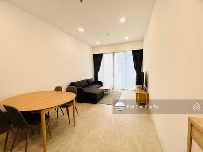 The River Thủ Thiêm, Vietnam  The River Thủ Thiêm, Vietnam