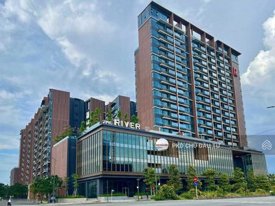 The River Thủ Thiêm, Vietnam The River Thủ Thiêm, Vietnam