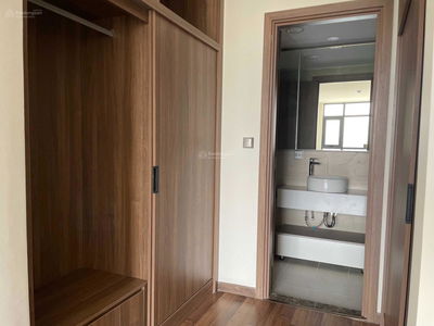 De Capella, Vietnam De Capella, Vietnam