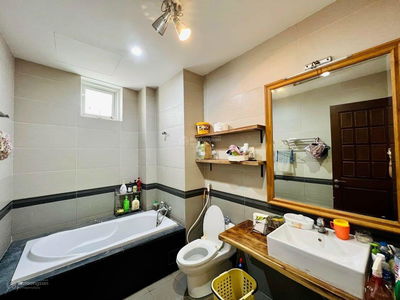 Him Lam Riverside, Vietnam Him Lam Riverside, Vietnam