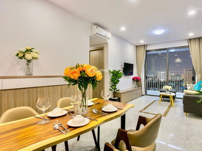 Terra Royal, Vietnam Terra Royal, Vietnam