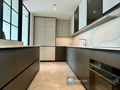 The Crest Residence, Vietnam The Crest Residence, Vietnam