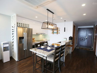 D’. Le Roi Soleil, Vietnam D’. Le Roi Soleil, Vietnam