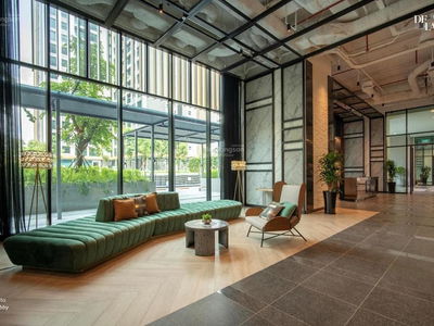 De La Sol, Vietnam  De La Sol, Vietnam