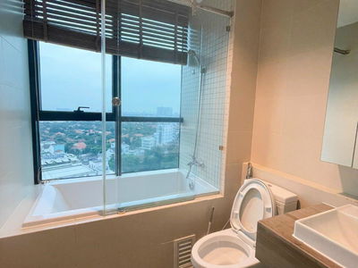 The Ascent, Vietnam The Ascent, Vietnam