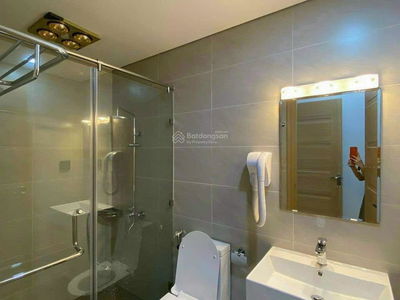 Dreamland Bonanza, Vietnam Dreamland Bonanza, Vietnam