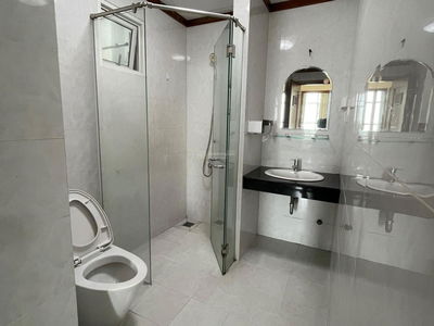 Hoàng Anh Thanh Bình, Vietnam Hoàng Anh Thanh Bình, Vietnam