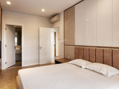 Diamond Island, Vietnam Diamond Island, Vietnam