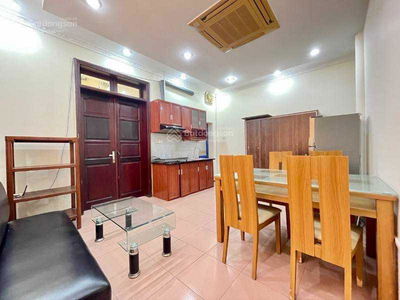 Gehäuse In Hanoi, Vietnam Gehäuse In Hanoi, Vietnam