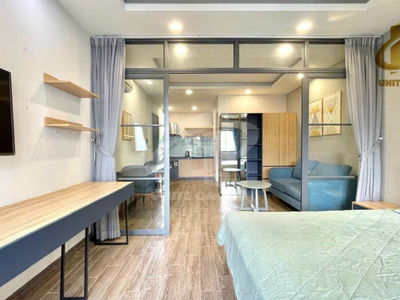 Phan Dang Luu Street, Vietnam  Phan Dang Luu Street, Vietnam