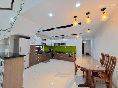 Gehäuse In Da Nang, Vietnam  Gehäuse In Da Nang, Vietnam