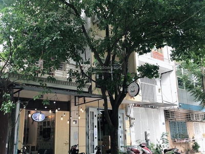 Gehäuse In Hanoi, Vietnam Gehäuse In Hanoi, Vietnam