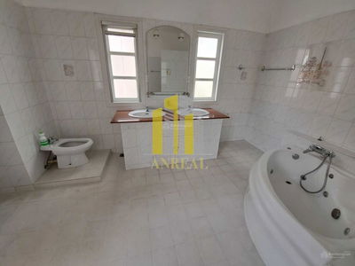 Gehäuse In Nha Be, Vietnam Gehäuse In Nha Be, Vietnam