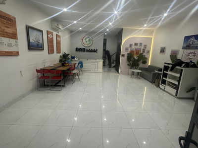 Gehäuse In Ha GJong, Vietnam Gehäuse In Ha GJong, Vietnam