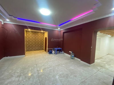 Gehäuse In Hanoi, Vietnam Gehäuse In Hanoi, Vietnam