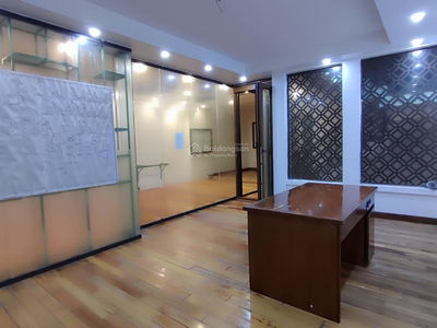 Gehäuse In Hanoi, Vietnam Gehäuse In Hanoi, Vietnam