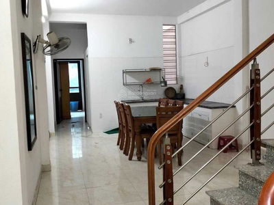 Gehäuse In Haiphong, Vietnam Gehäuse In Haiphong, Vietnam