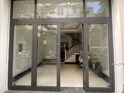 Gehäuse In Hanoi, Vietnam Gehäuse In Hanoi, Vietnam