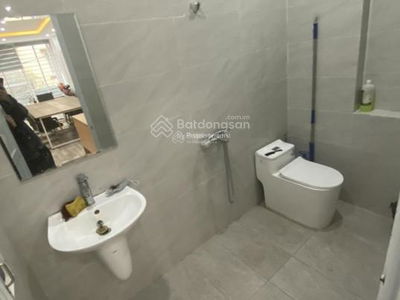 Housing in Hanoi, Vietnam Housing in Hanoi, Vietnam