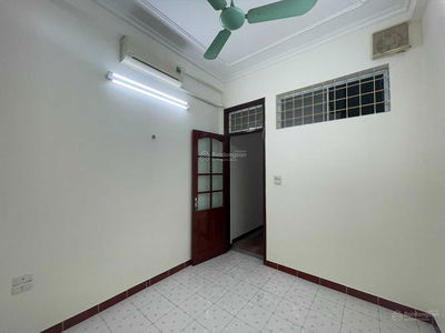 Gehäuse In Hanoi, Vietnam Gehäuse In Hanoi, Vietnam