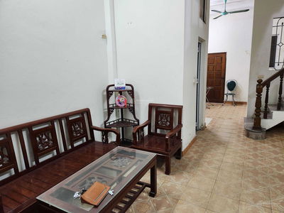 Gehäuse In Hanoi, Vietnam Gehäuse In Hanoi, Vietnam