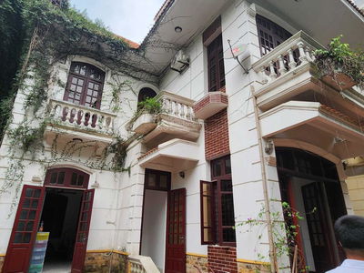 Gehäuse In Hanoi, Vietnam Gehäuse In Hanoi, Vietnam