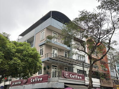 Gehäuse In Hanoi, Vietnam Gehäuse In Hanoi, Vietnam