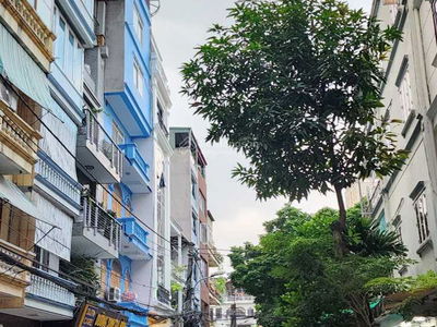 Gehäuse In Ha GJong, Vietnam Gehäuse In Ha GJong, Vietnam