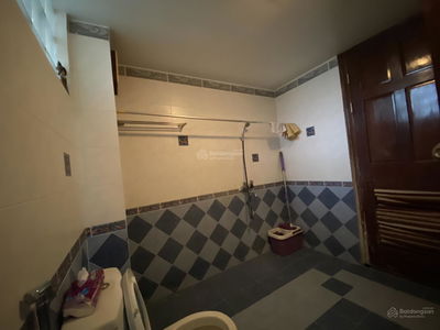 Housing in Hanoi, Vietnam Housing in Hanoi, Vietnam