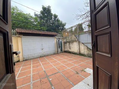 Gehäuse In Hanoi, Vietnam Gehäuse In Hanoi, Vietnam