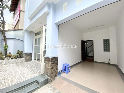 Gehäuse In Nha Be, Vietnam Gehäuse In Nha Be, Vietnam