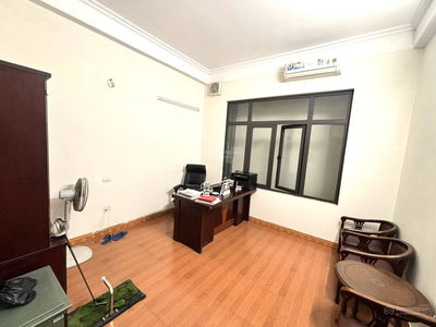 Gehäuse In Ha GJong, Vietnam Gehäuse In Ha GJong, Vietnam