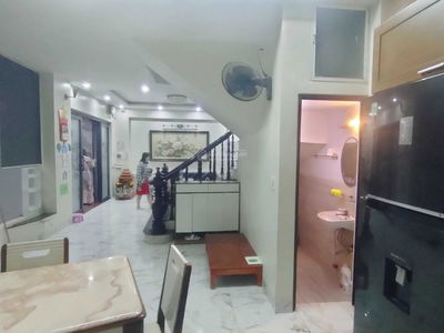 Gehäuse In Ha GJong, Vietnam Gehäuse In Ha GJong, Vietnam