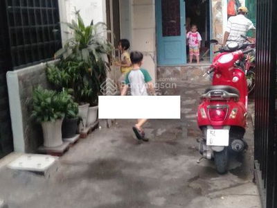 Gehäuse In Nha Be, Vietnam Gehäuse In Nha Be, Vietnam